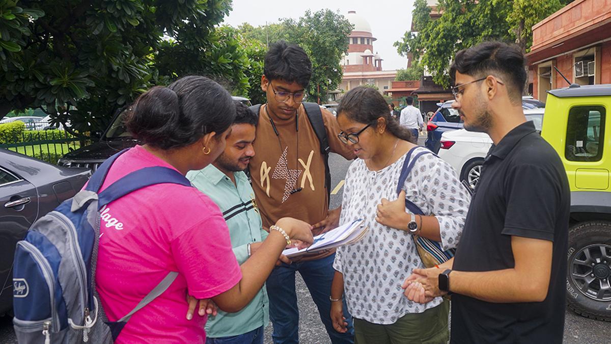 NEET UG 2024 Revised Result : NEET-UG की फाइनल मेरिट लिस्ट जारी, 61 की जगह अब 17 टॉपर