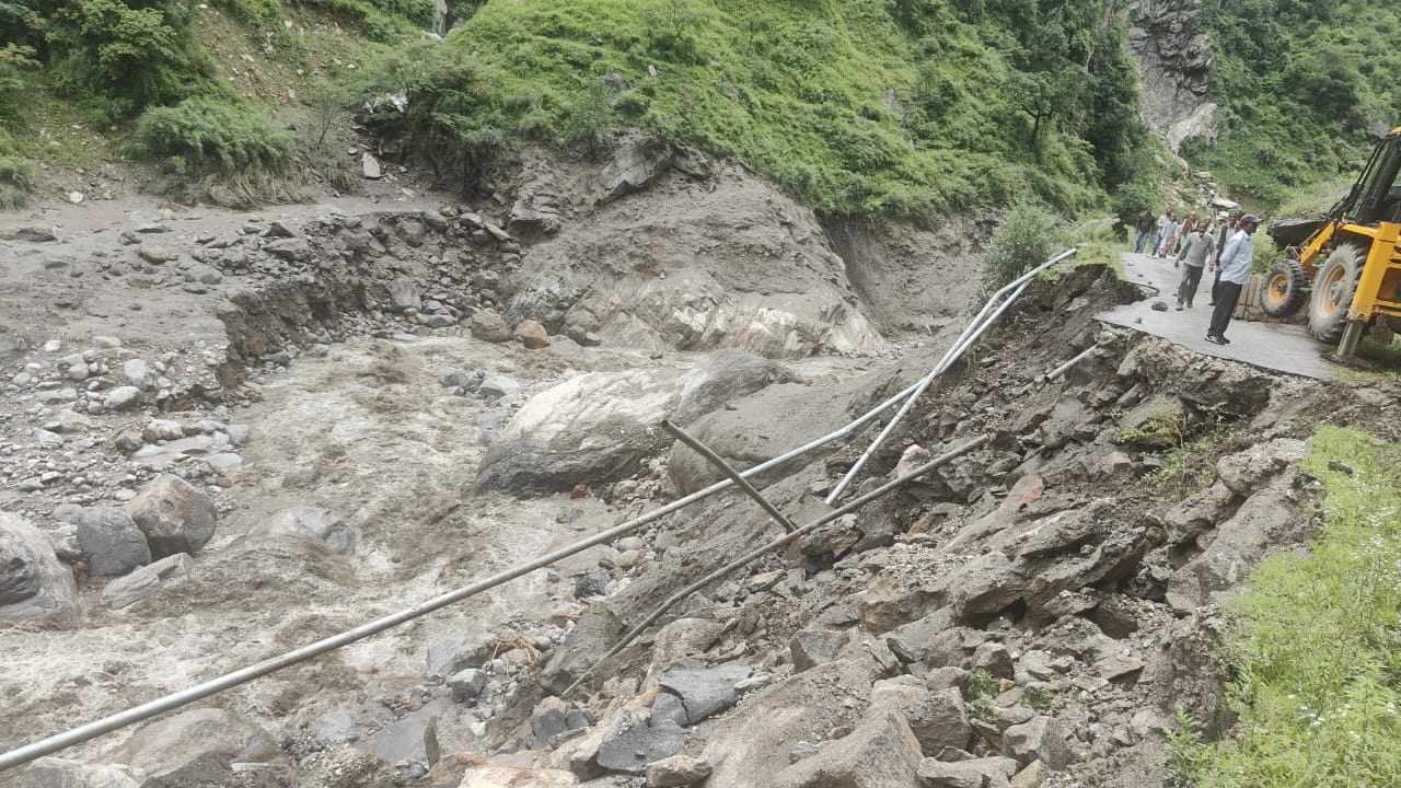 हिमाचल में हुई भारी मानसूनी बारिश से जल शक्ति विभाग को 196 करोड़ रुपए का नुकसान: मुकेश अग्निहोत्री