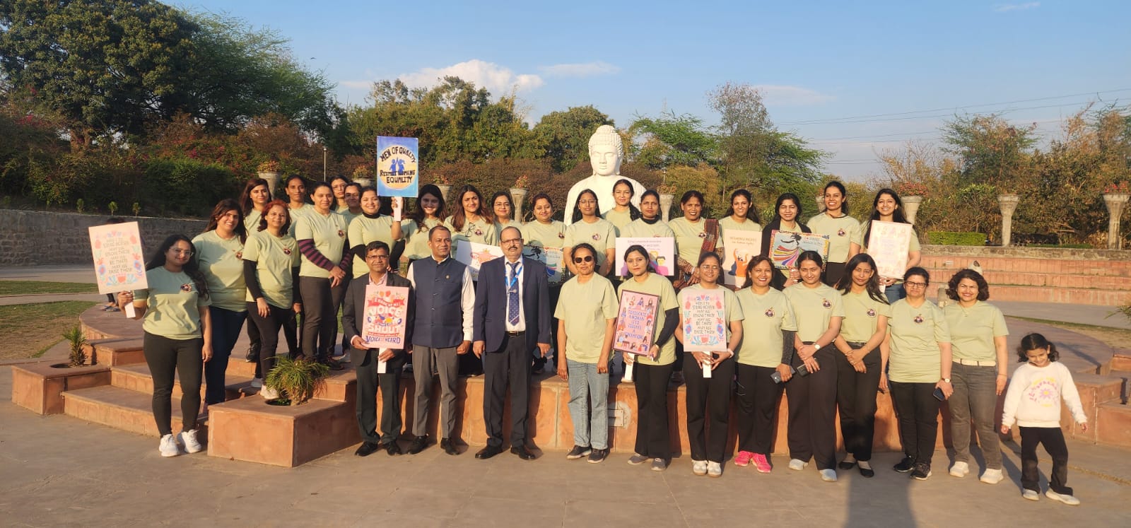 सेंट्रल बैंक ऑफ इंडिया ने वॉकथॉन, ज़ुम्बा सत्र व स्वास्थ्य वार्ता का आयोजन किया